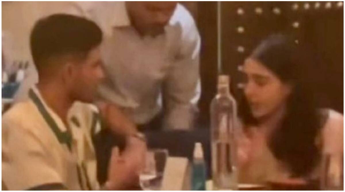 Sara Ali Khan was spotted having dinner with cricketer Shubman Gill recently. 