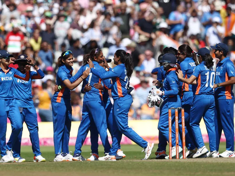 BCCI announces equal pay for men and women cricketers!