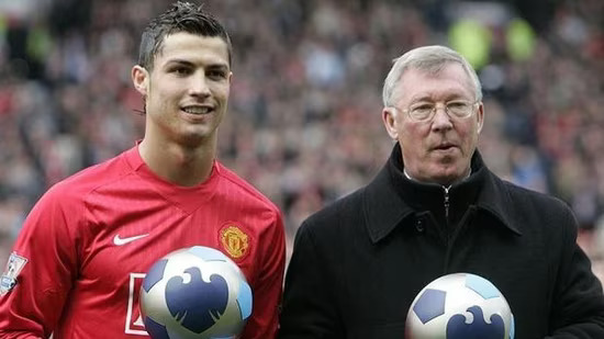 Rio Ferdinand recalls Alex Ferguson’s tough criticism of Cristiano Ronaldo, highlighting his resilience and eventual rise to greatness.