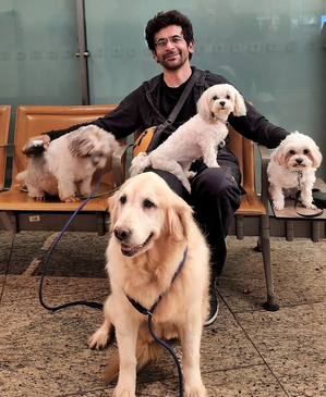 Sunil Grover and his dogs